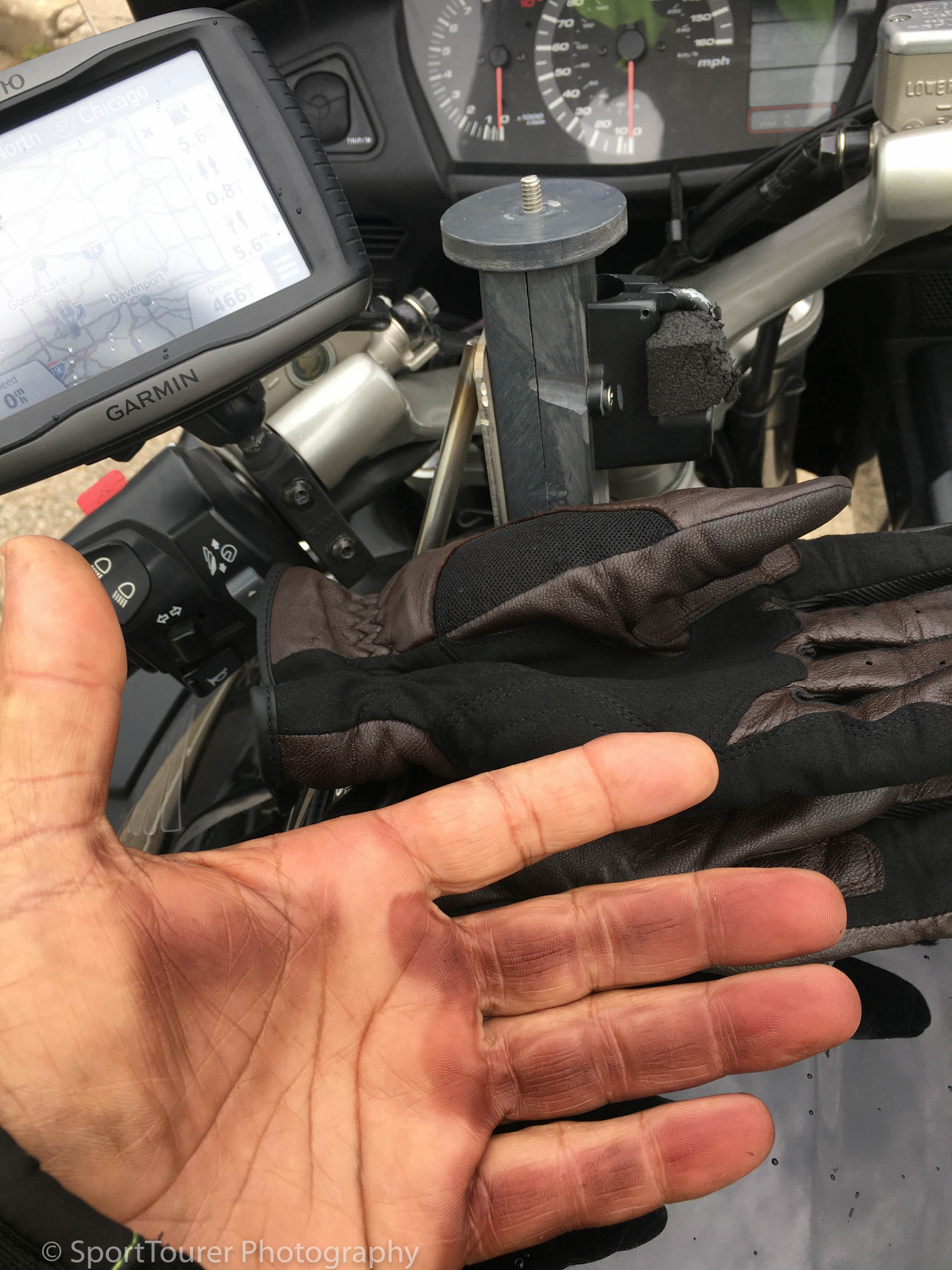  Indication of pressure points in my hand, resulting from the strong grip I had to maintain due to very strong, relentless crosswind blowing out in the open prairie 
