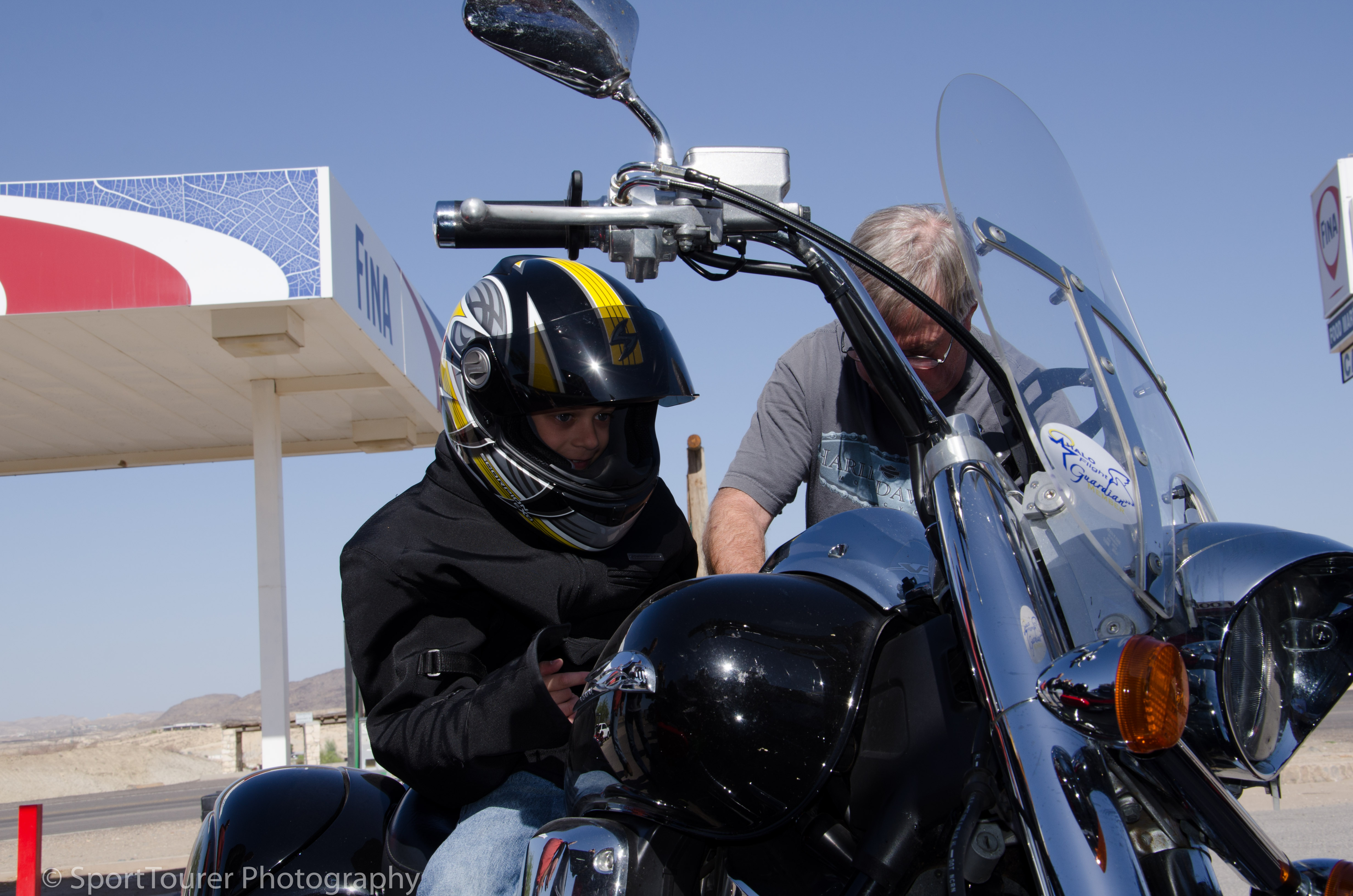  Wide-eyed with excitement, this little kids' experience took me way back to August 1964 when my Daddy put me onto his motorbike at that time. 