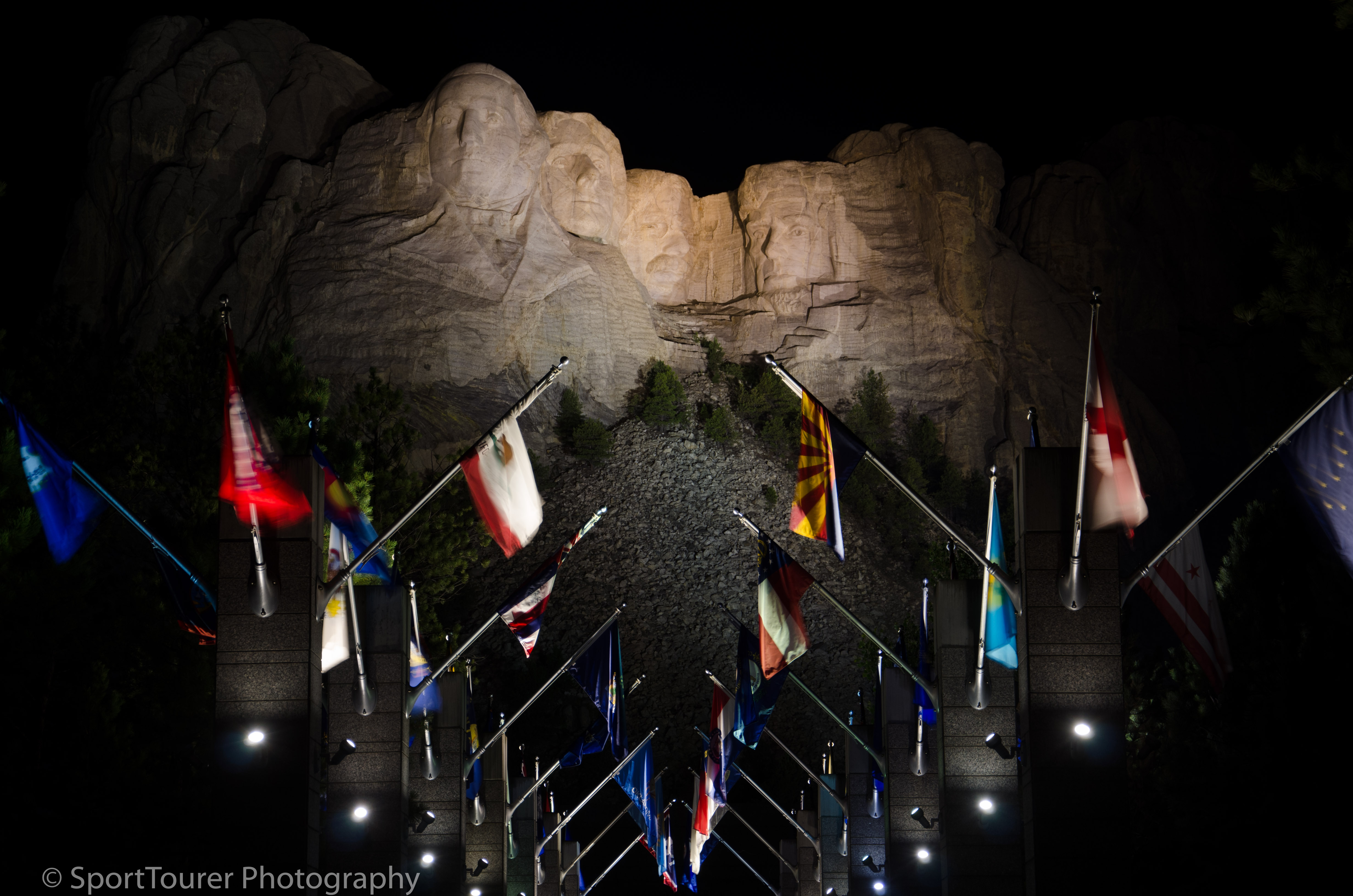  Avenue Of The Presidents walkway, leading up to the Mt. Rushmore Monument. 